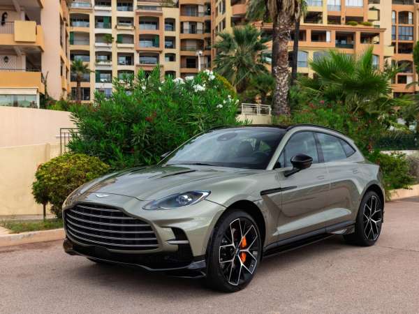 Aston Martin-DBX-4.0 V8 biturbo 707ch BVA9-Occasion Monaco
